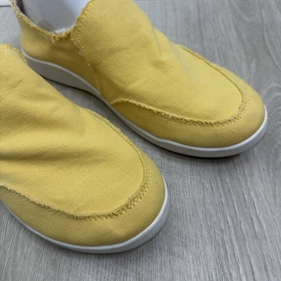Vionic Beach Malibu Shoes Womens Size 8 Yellow Slip On Canvas Comfort Casual - Picture 3 of 10